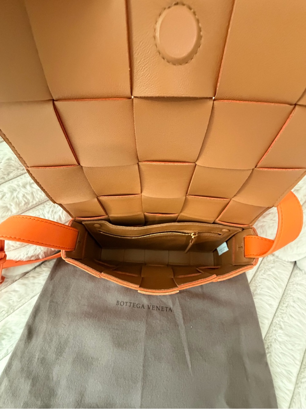 Bottega Veneta Orange Woven Intrecciato Crossbody Shoulder Bag - Picture 9 of 13